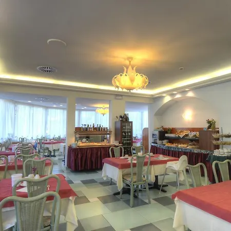 Alisei Hotel 3*